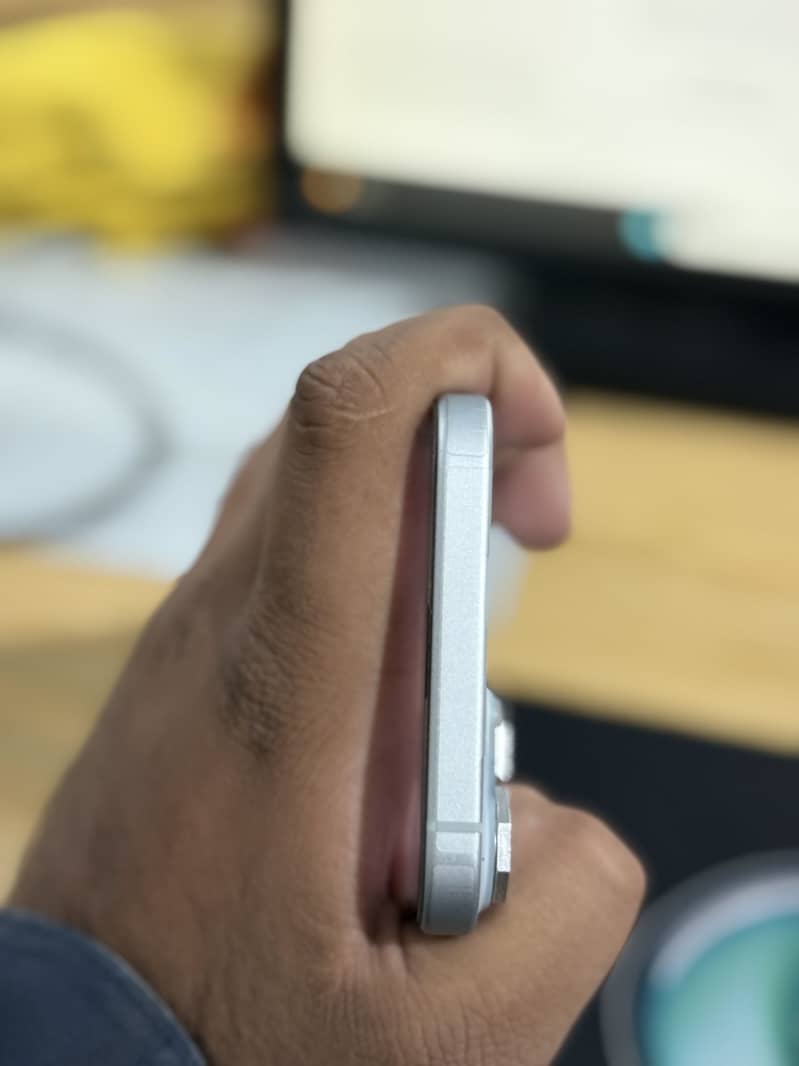 iPhone 15 Plus JV with Box 128GB

                                                            alt=