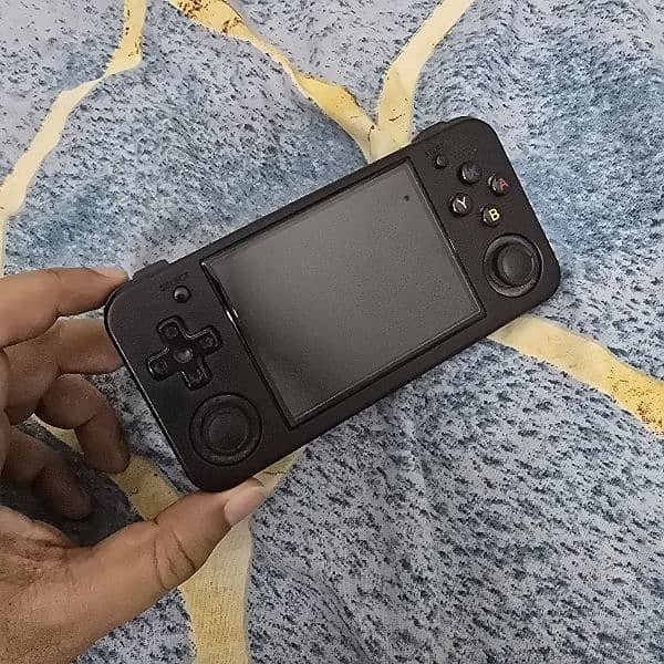 Anbernic RG35XX M

                                                            alt=