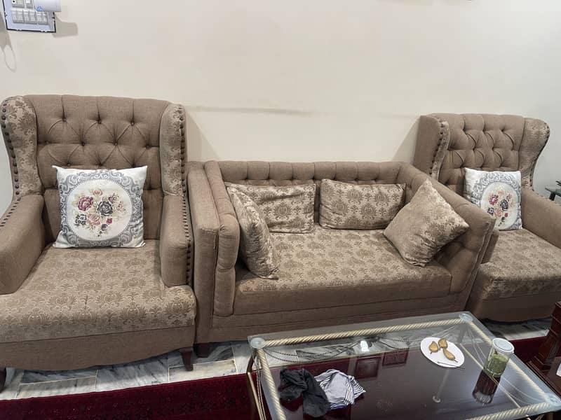 Seven seater sofa

                                                            alt=