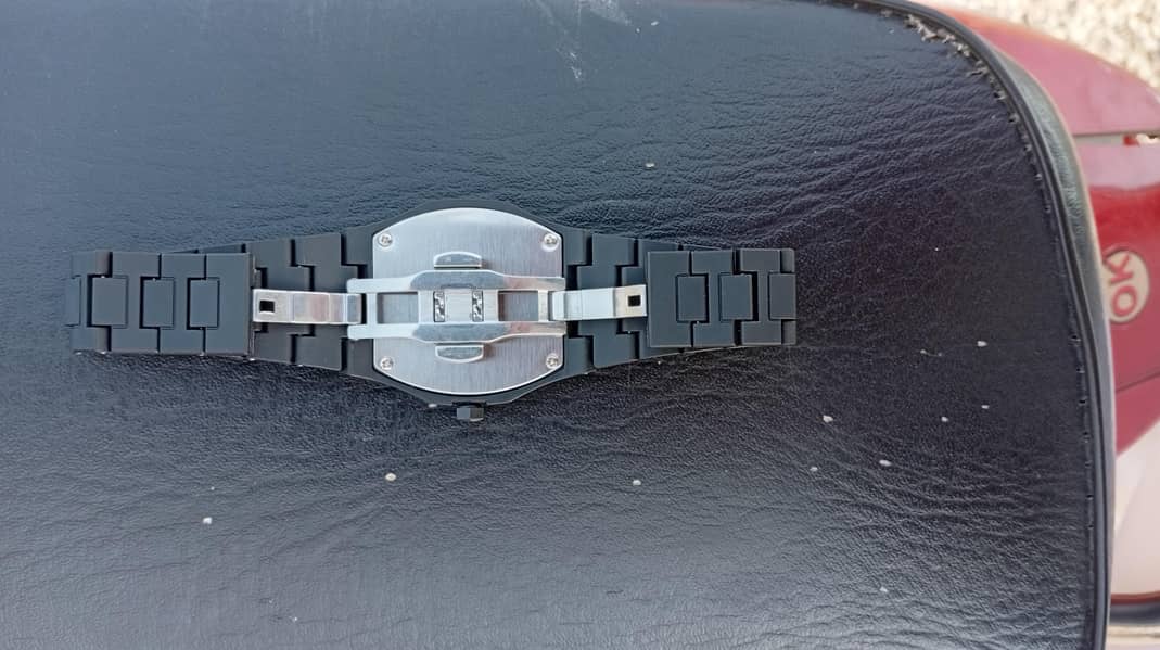 Black Stylish Arabic Dial Wrist Watch – Premium Matt Finish

                                                            alt=