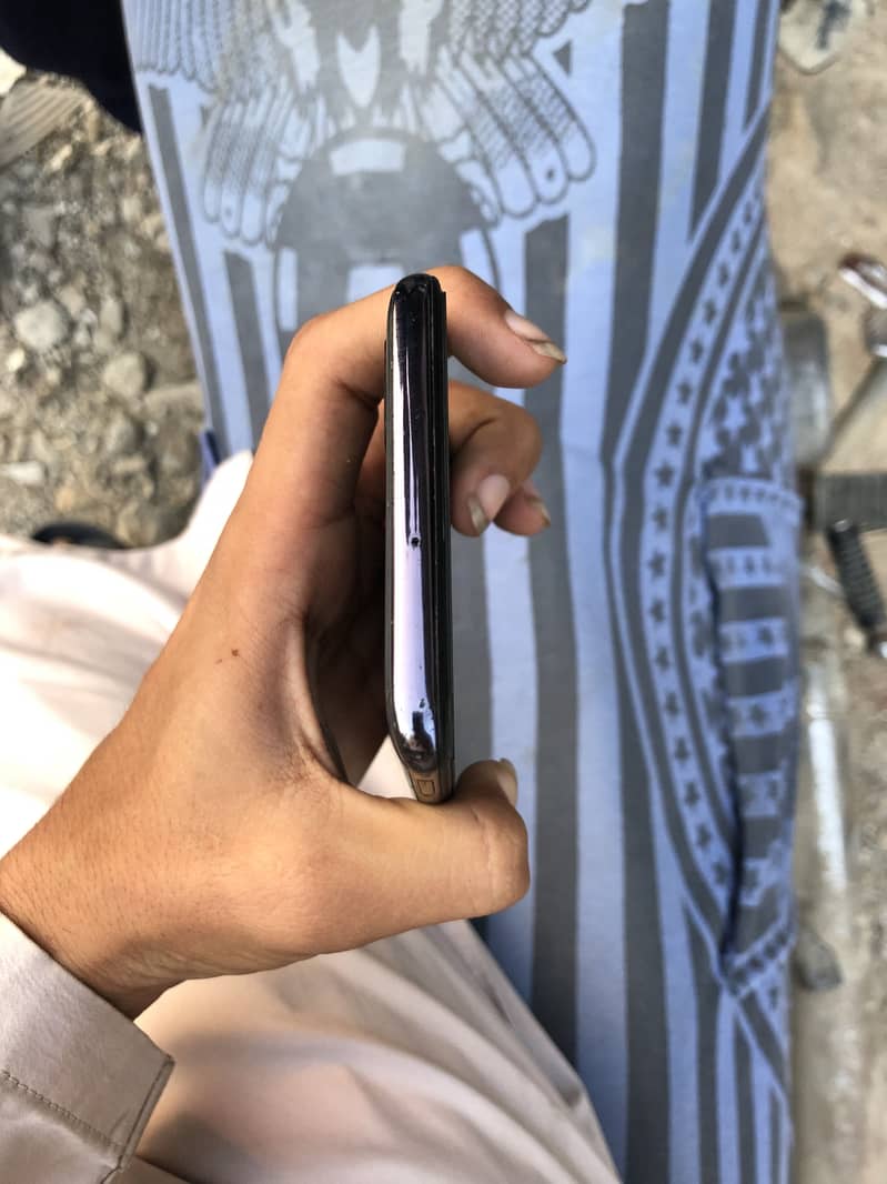 Samsung A51 (Exchange Possible)

                                                            alt=