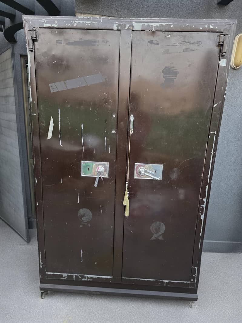 Metal Cupboard  [ Adult Wardrobe  ]

                                                            alt=