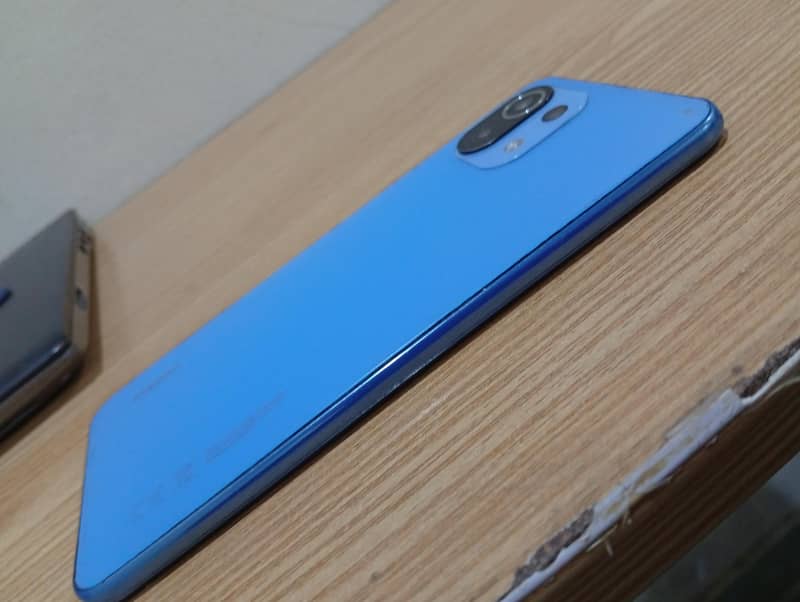 Xiaomi Mi 11 Lite 6/128

                                                            alt=