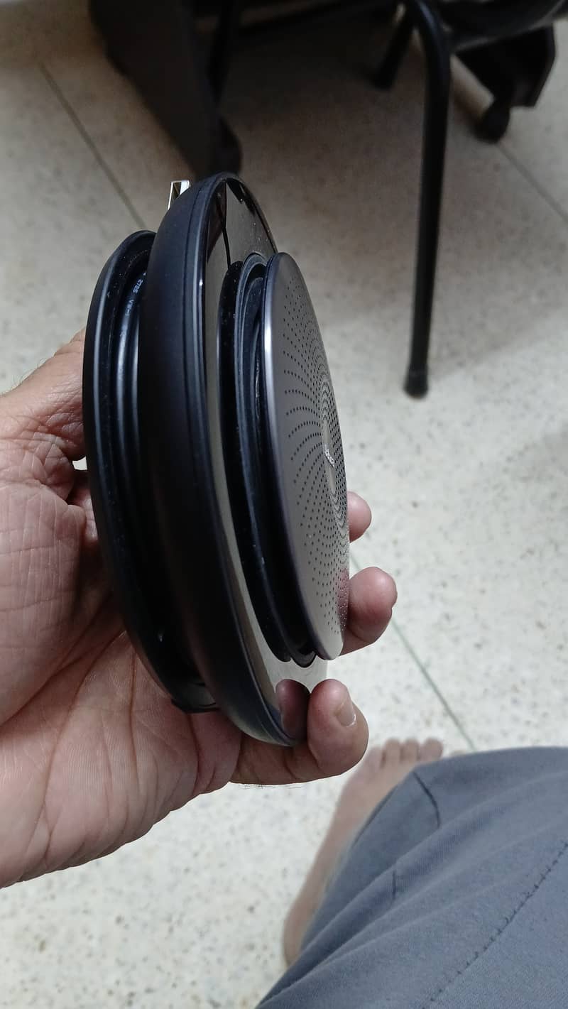 JABRA Speak 710

                                                            alt=