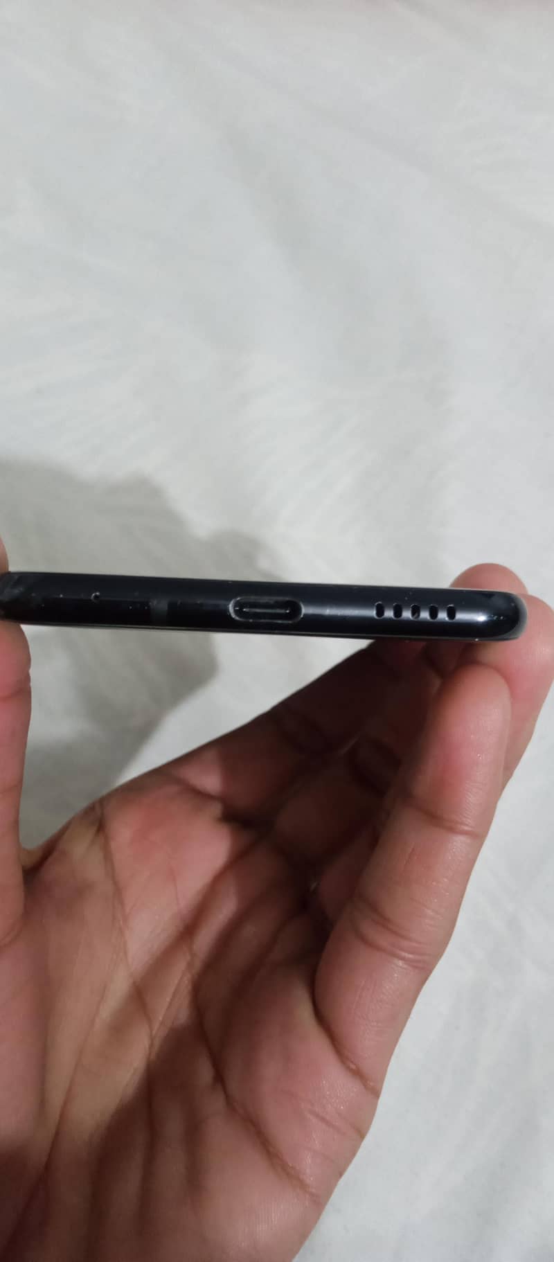 Lg V30 6/64 gb

                                                            alt=