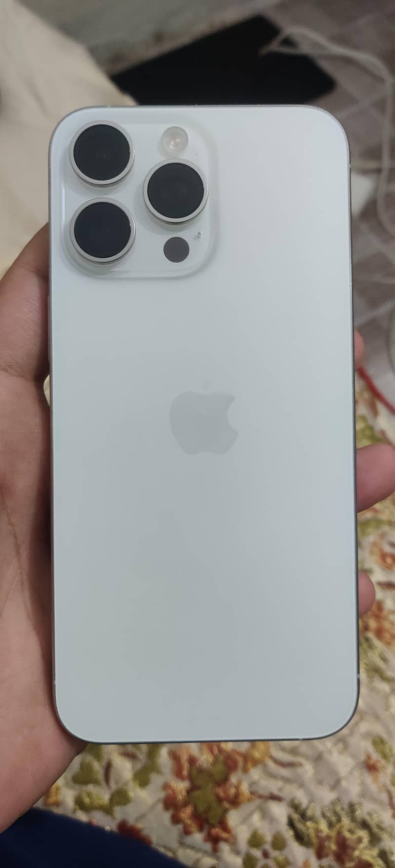 iphone 15 pro max

                                                            alt=