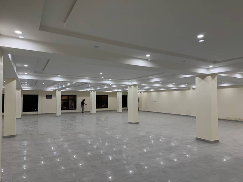 Office Space Available For Rent On Muree Road 3300sqf

                                                            alt=
