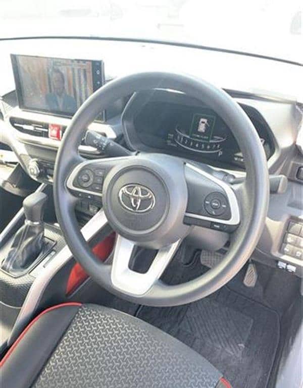 Toyota Raiz G package 2020 Model 2025 Fresh Import

                                                            alt=