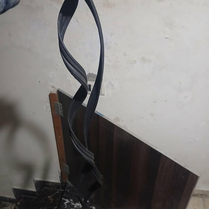 khyber doors channels geniune like brand new

                                                            alt=