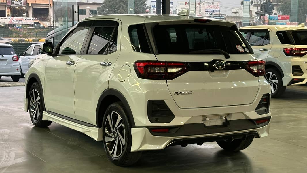 Toyota raize 2020

                                                            alt=