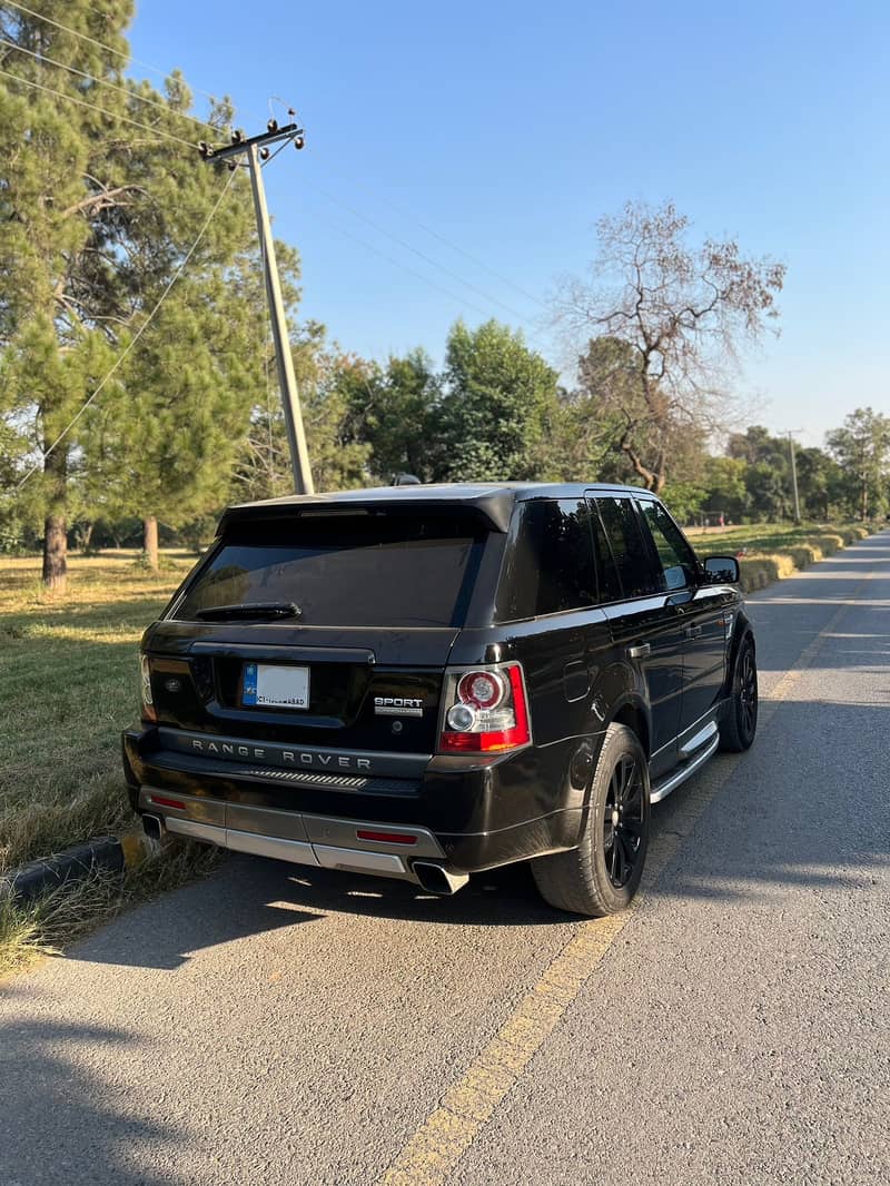 Range Rover Sport Supercharged 4.2 V8 2007

                                                            alt=