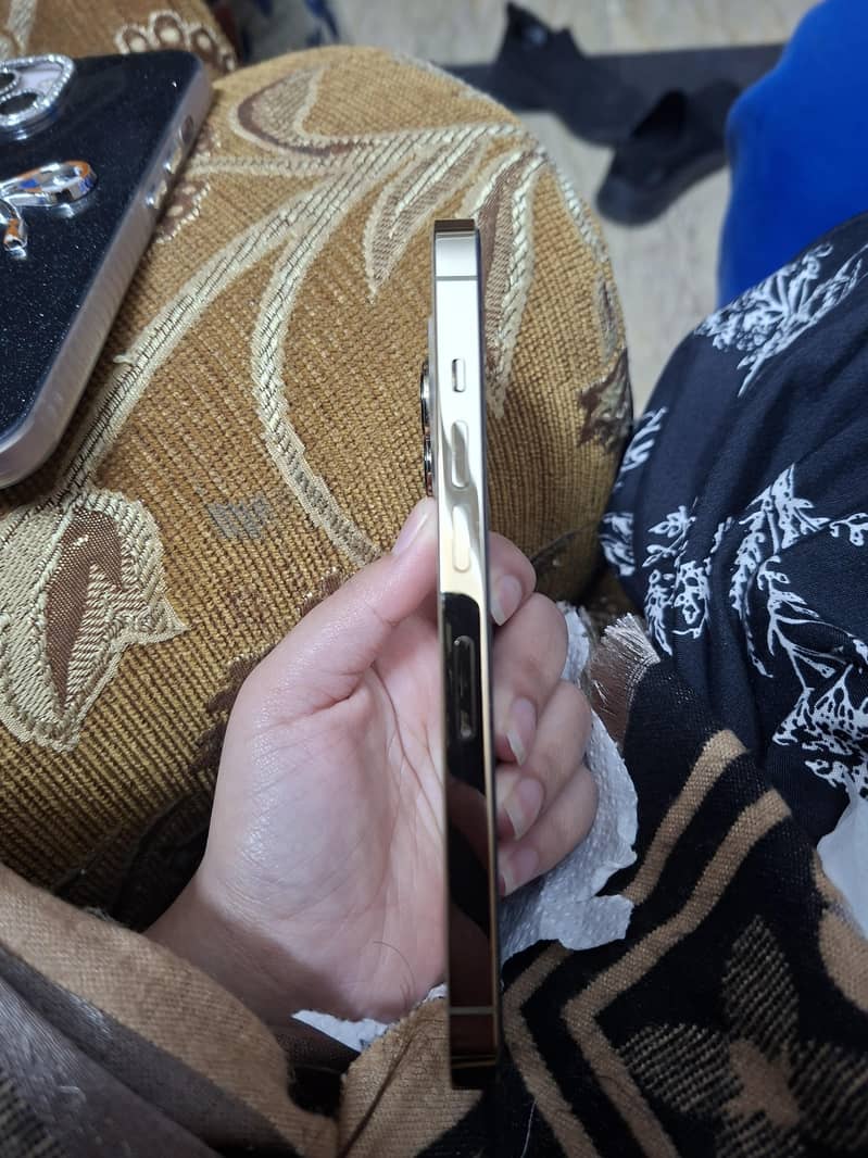 iphone 13pro pta approved  new condition