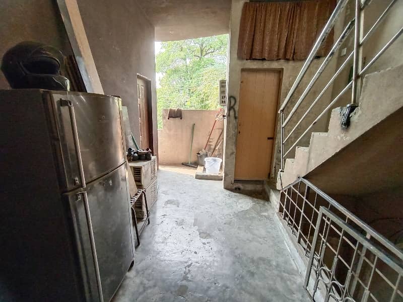 4 Marla Triple Storey Facing Park House In A2 Township LHR

                                                            alt=