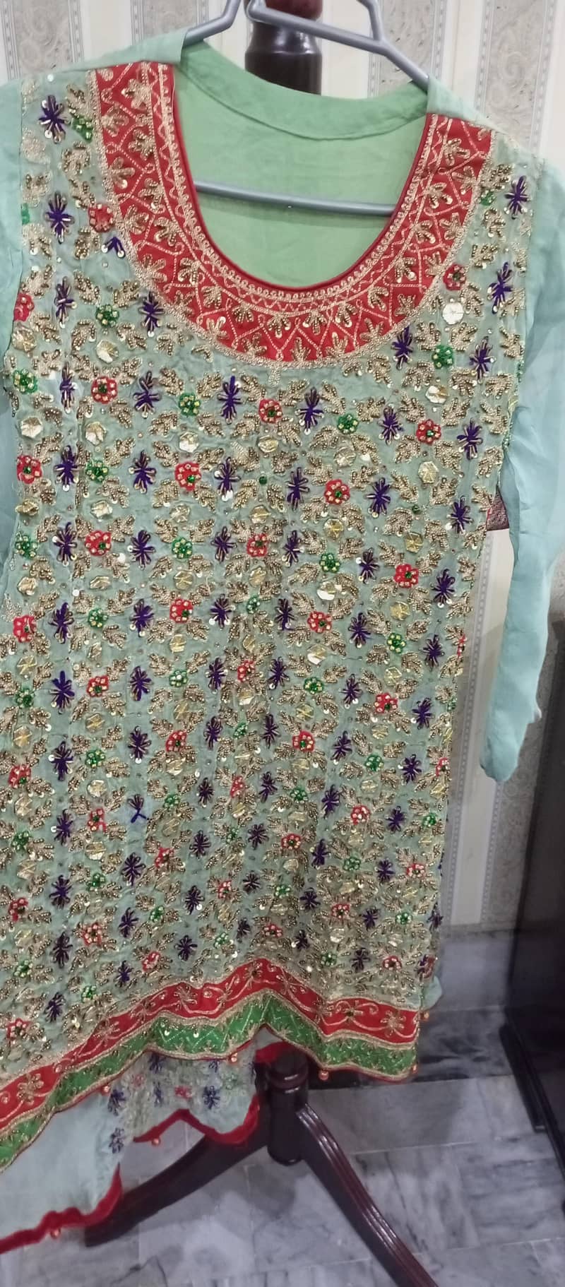 Pista complete heavy tail frock

                                                            alt=