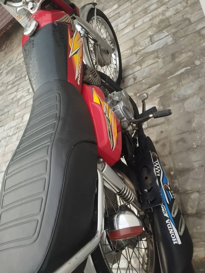 Honda CG 125 2021 03187130369

                                                            alt=