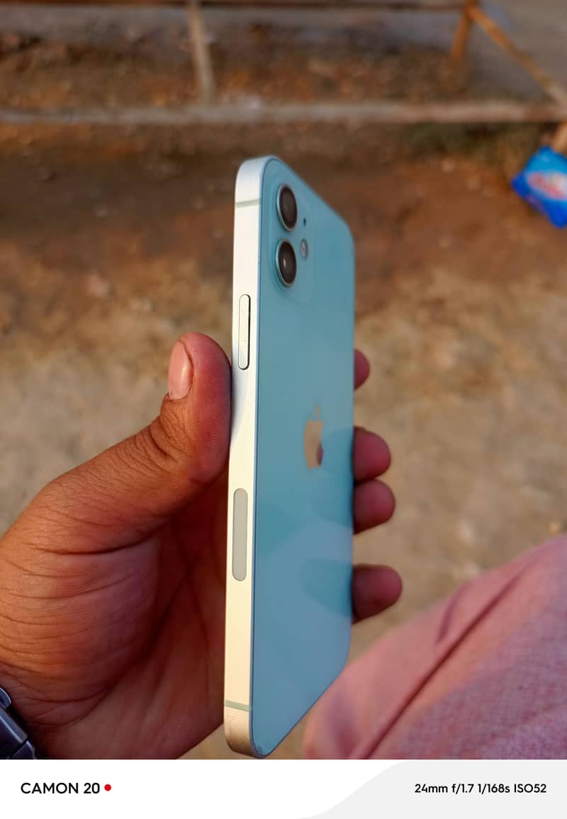 iphone 12

                                                            alt=