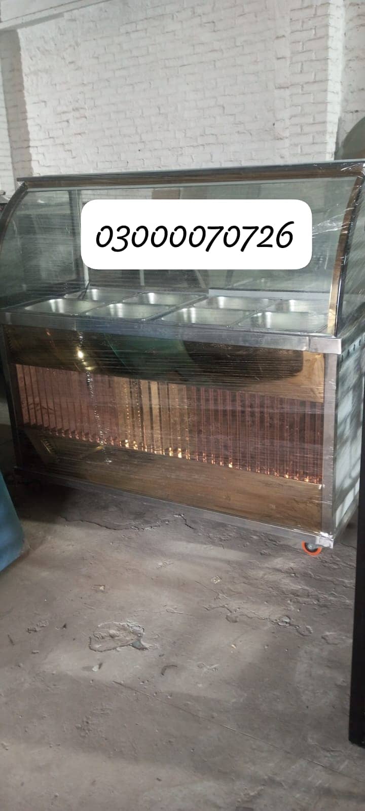 Salad Bar , bbq counter , grill counter , shawarma counter

                                                            alt=