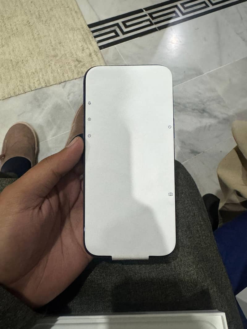 Iphone 17 Pro maxNon Pta 256gb

                                                            alt=