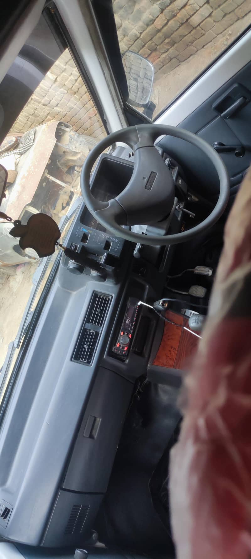 mehran 1995 model har chij clear biometric smart card urgent milyga .

                                                            alt=