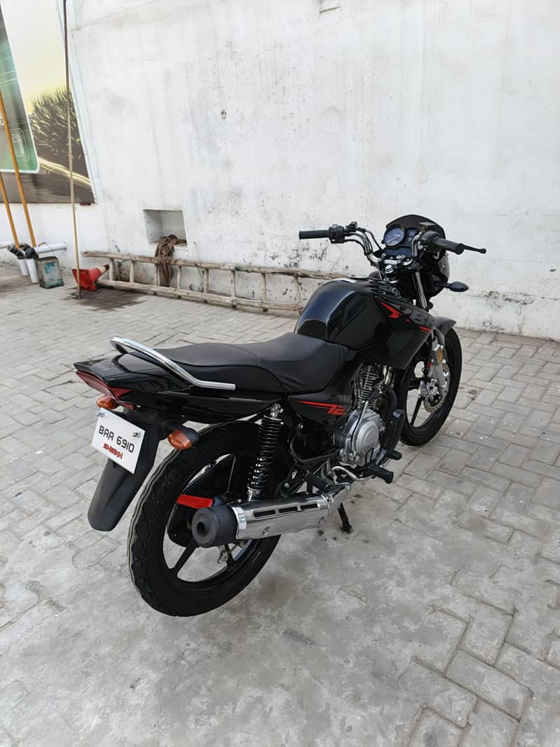 YAMAHA YBR,125 Model 2025 punjab number(03116048004)

                                                            alt=