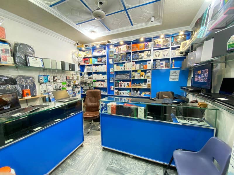 Best Used Laptops & Chromebooks - Student & Gaming

                                                            alt=