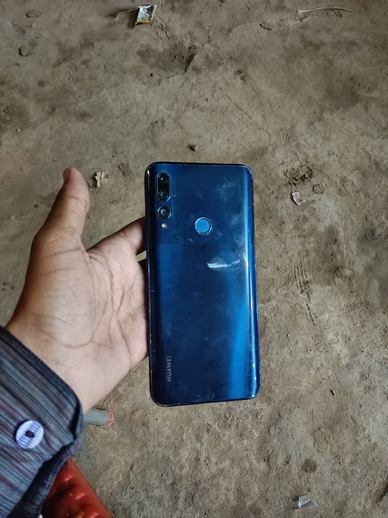 Huawei Y9 Prime

                                                            alt=