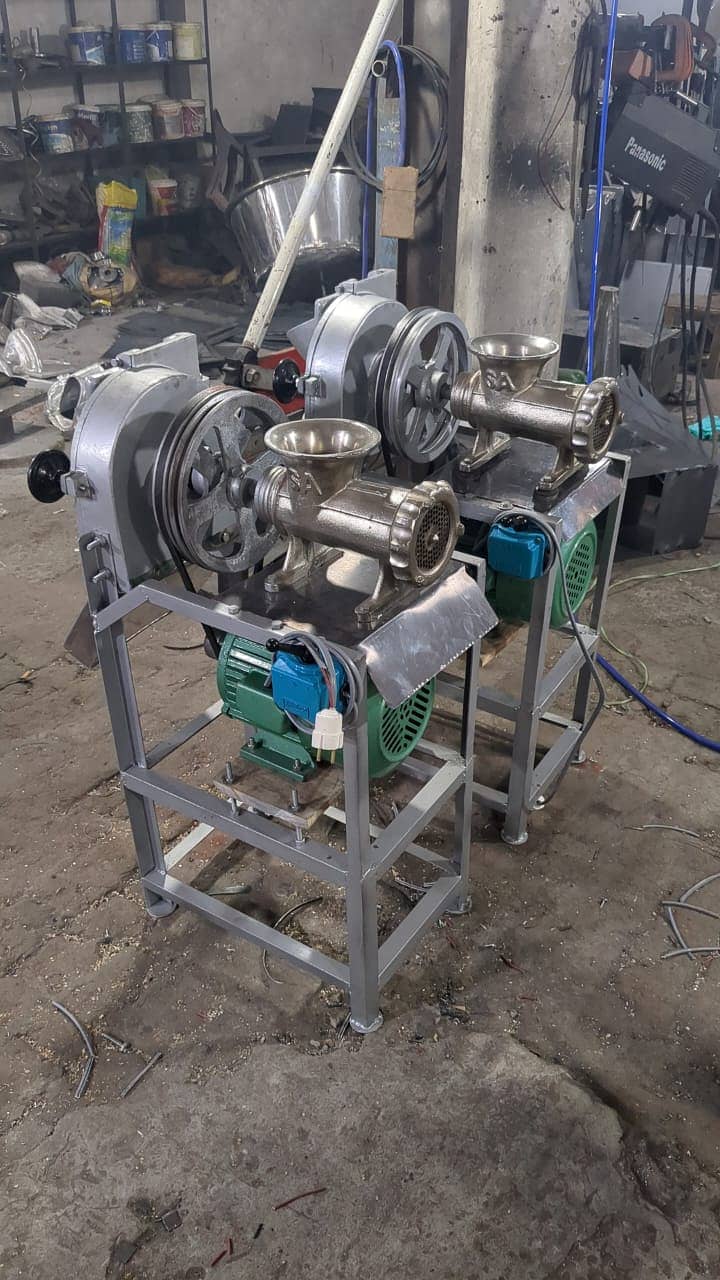 Potato Peeler Machin/Masala Grinder/Liquid Grinder/Mayo Mixer Machine

                                                            alt=