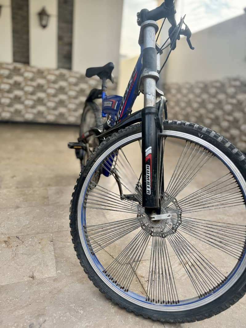 Humber Rare cycle

                                                            alt=