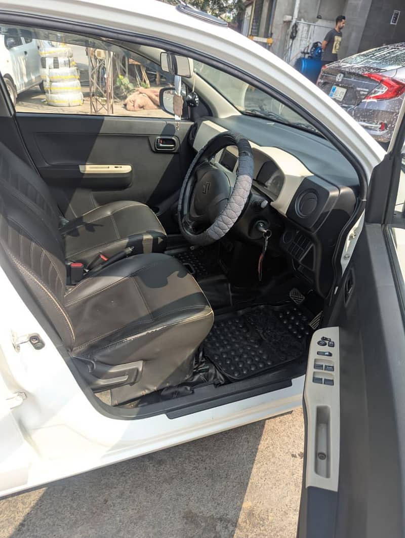 Alto VXL 2023 white for sale

                                                            alt=