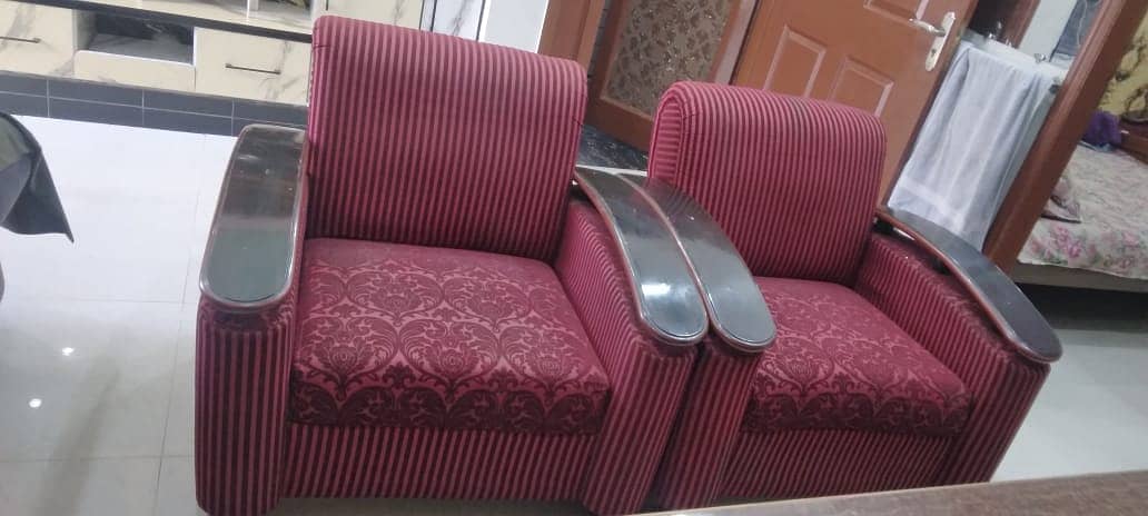 Sofa 3+1+1 For Sales Brand New

                                                            alt=