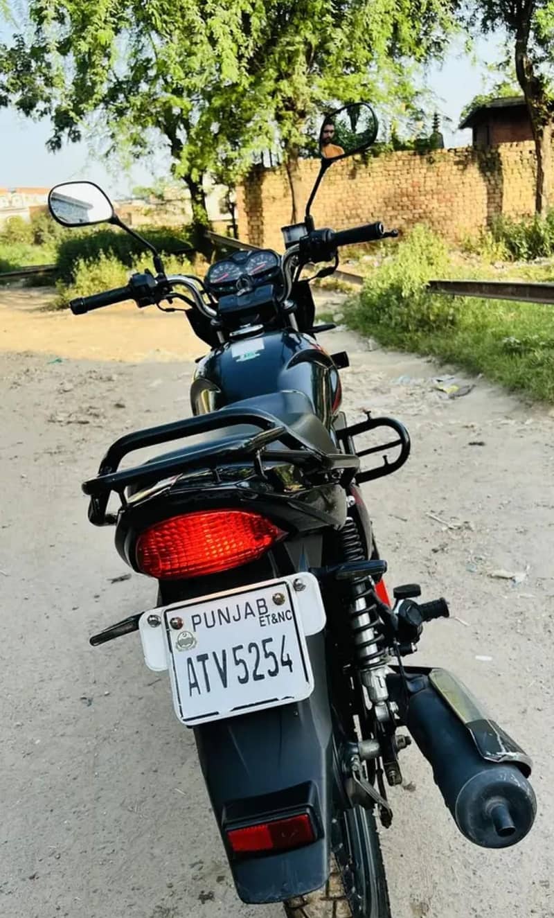 suzuki gr 150 Model 2024

                                                            alt=