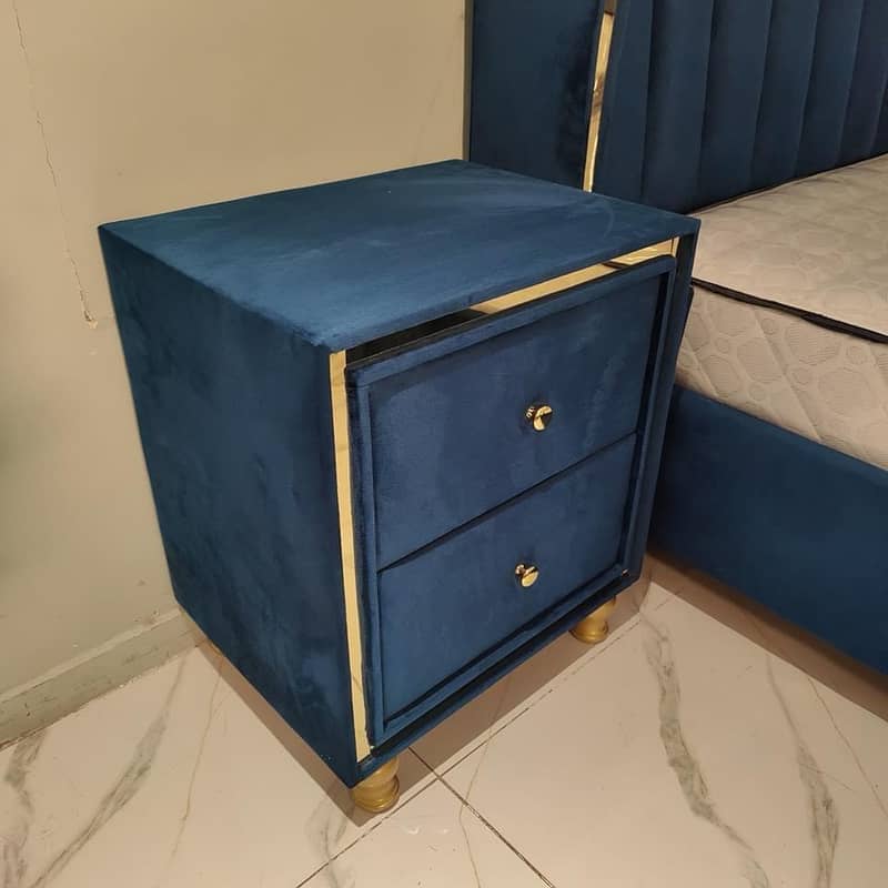 Bed sets / wooden beds / poshish beds / home furniture / wholesale

                                                            alt=