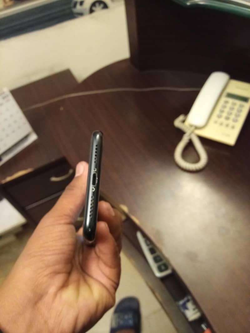 iphone xr

                                                            alt=