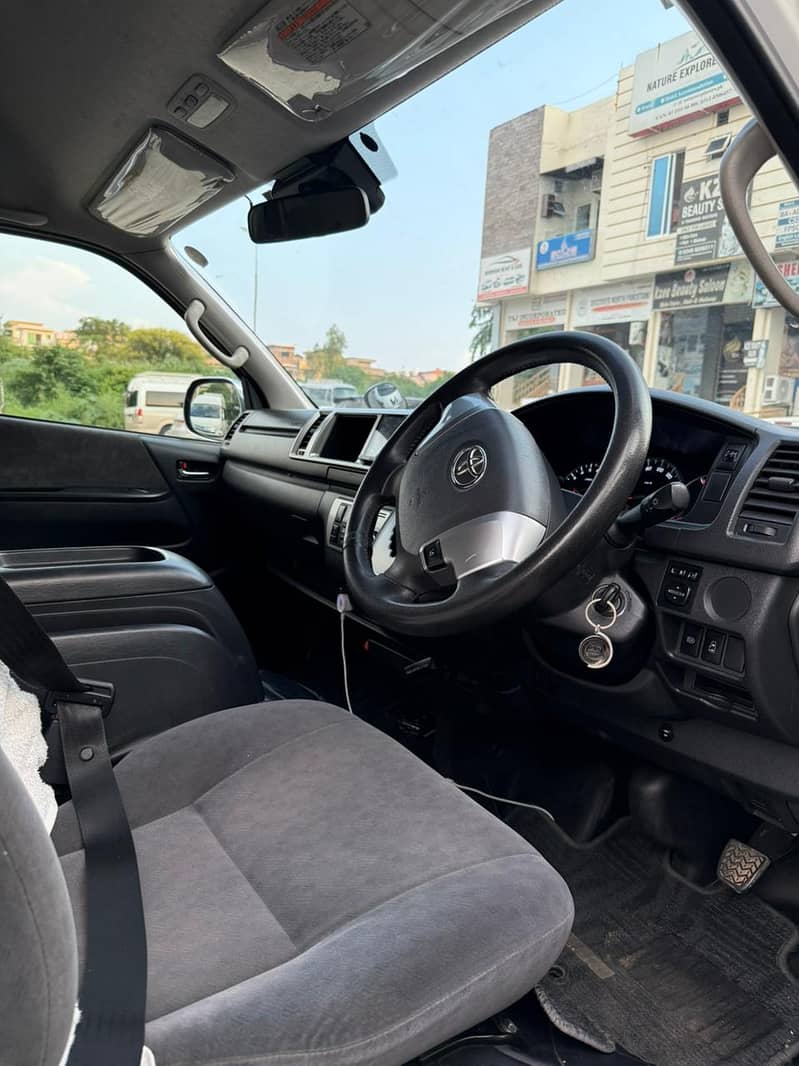 grand cabin for rent/rent a car islamabad/coaster saloon for rent

                                                            alt=