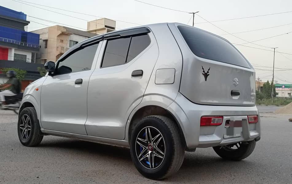 Suzuki Alto vxr Full Loaded

                                                            alt=