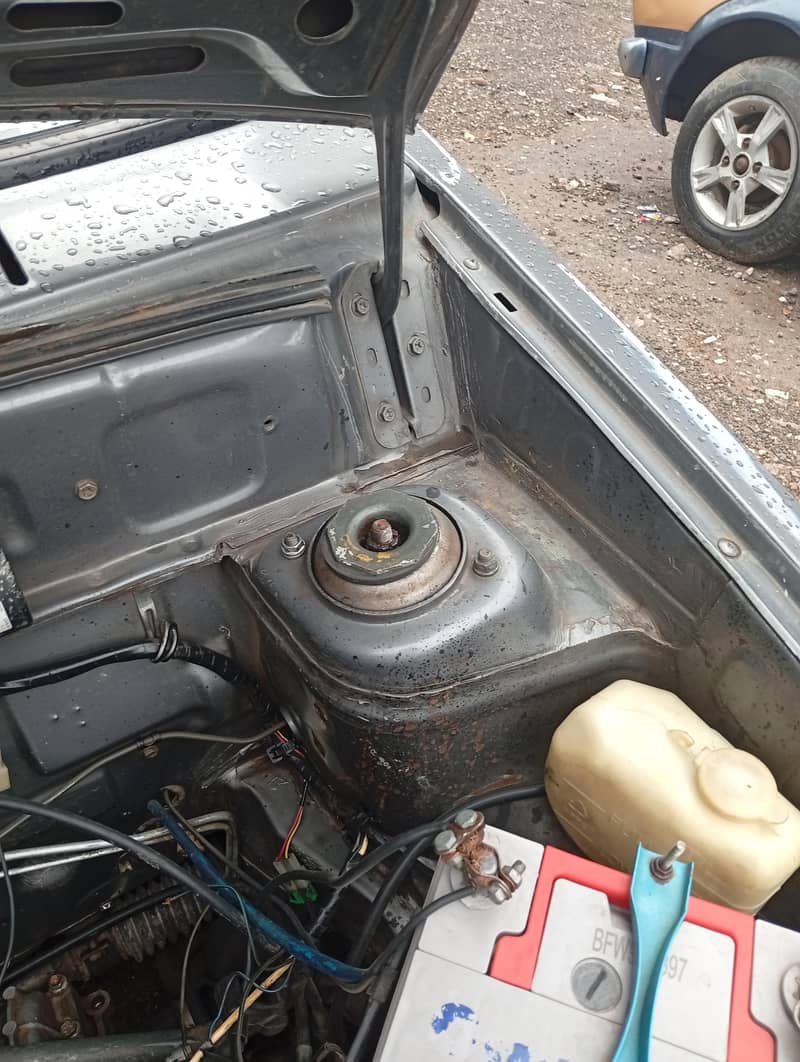 Contact. . . 03408003493. Mehran car home used

                                                            alt=