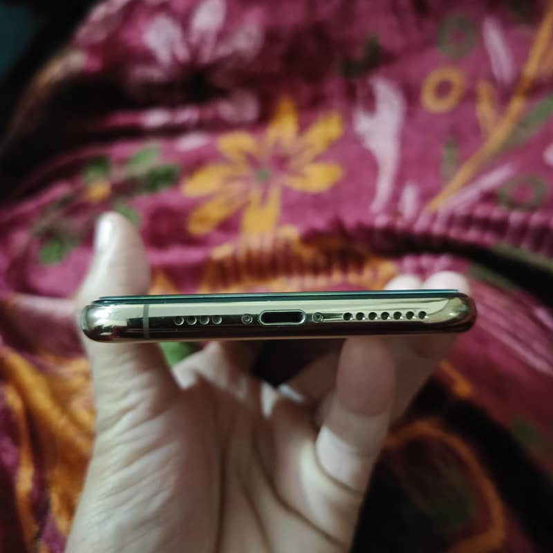 i phone 11 pro max Factory unlock

                                                            alt=