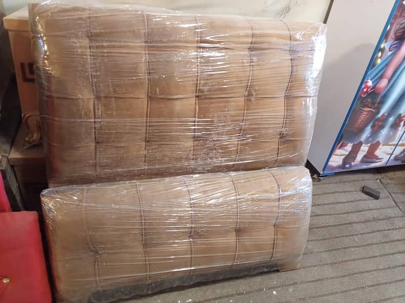 Single Bed/Poshish Single Bed-single bed wooden/single bed poshish

                                                            alt=