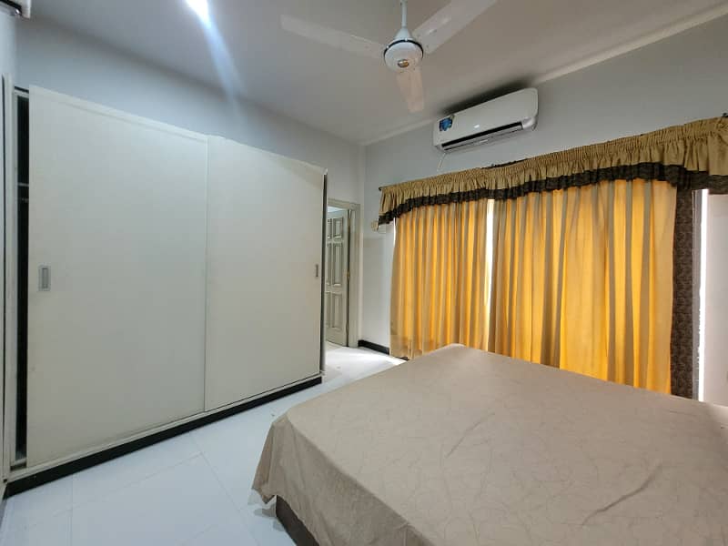 Furnished 10 Marla 5 bedroom phase 5 bahria town Rawalpindi

                                                            alt=