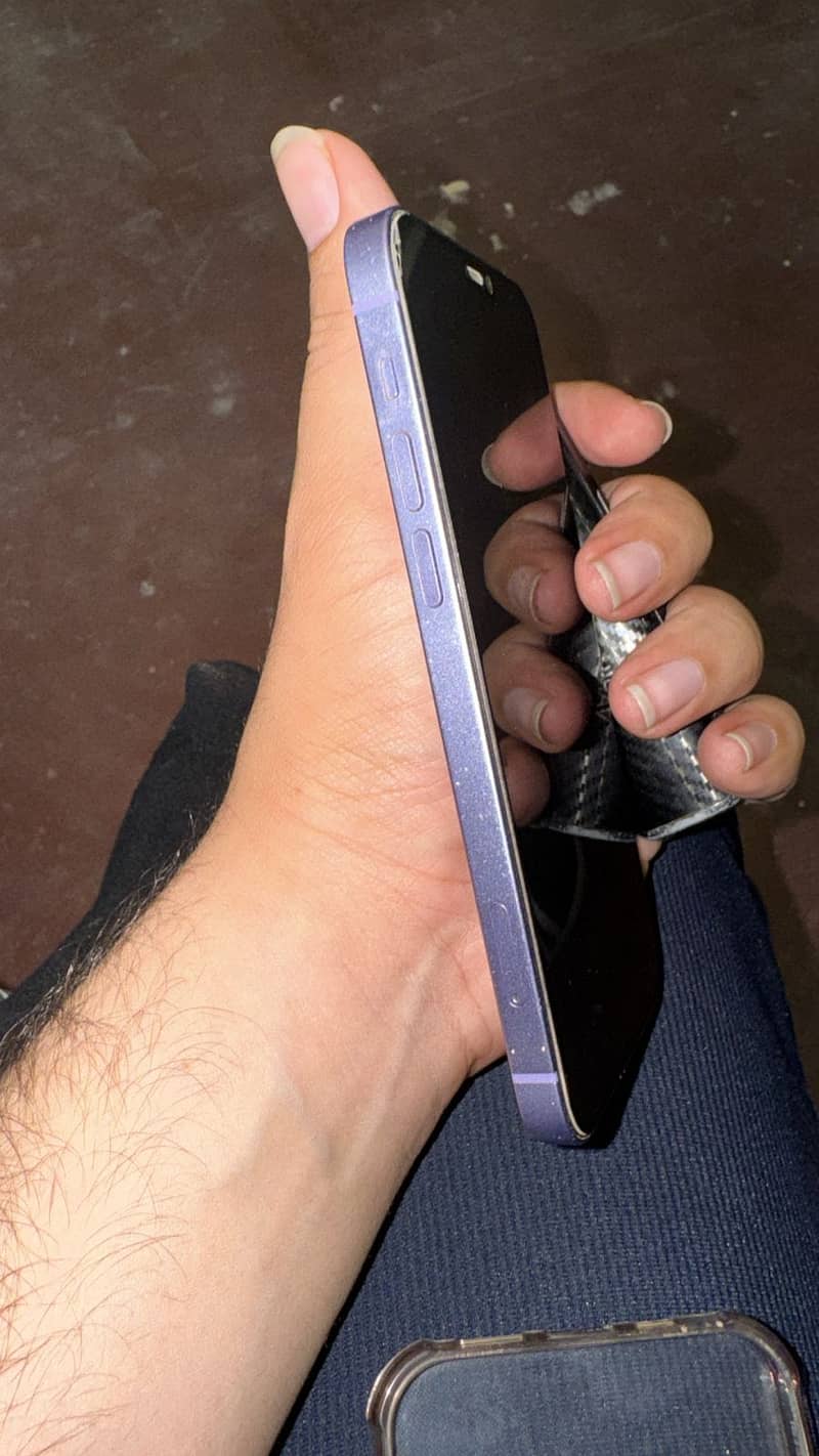 Iphone 12 JV 10/9.5 Purple.

                                                            alt=