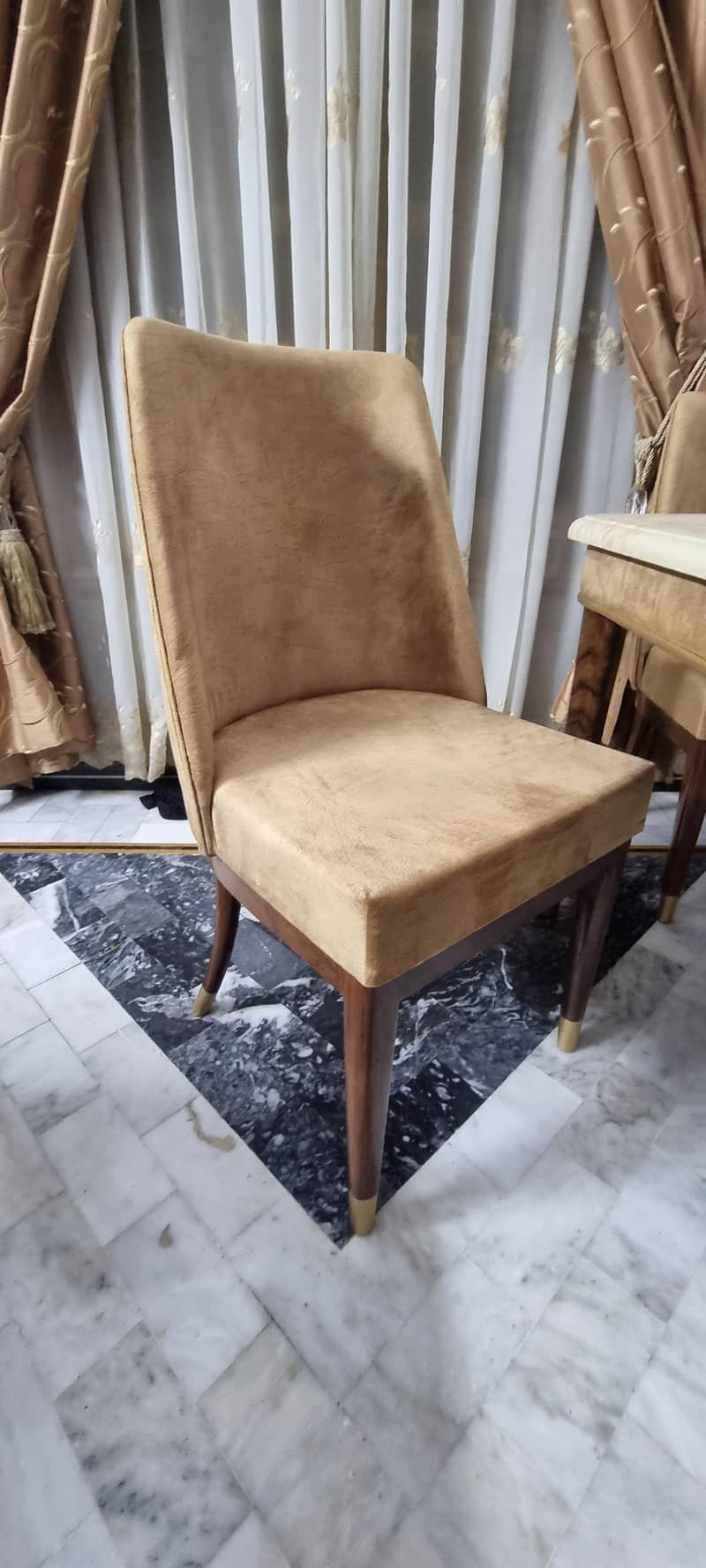 brand new dinning table

                                                            alt=