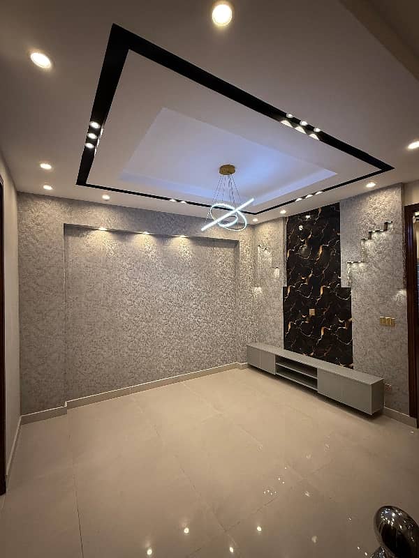 3 MARLA BRAND NEW HOUSE FOR SALE AL KABIR TOWN PH 2

                                                            alt=