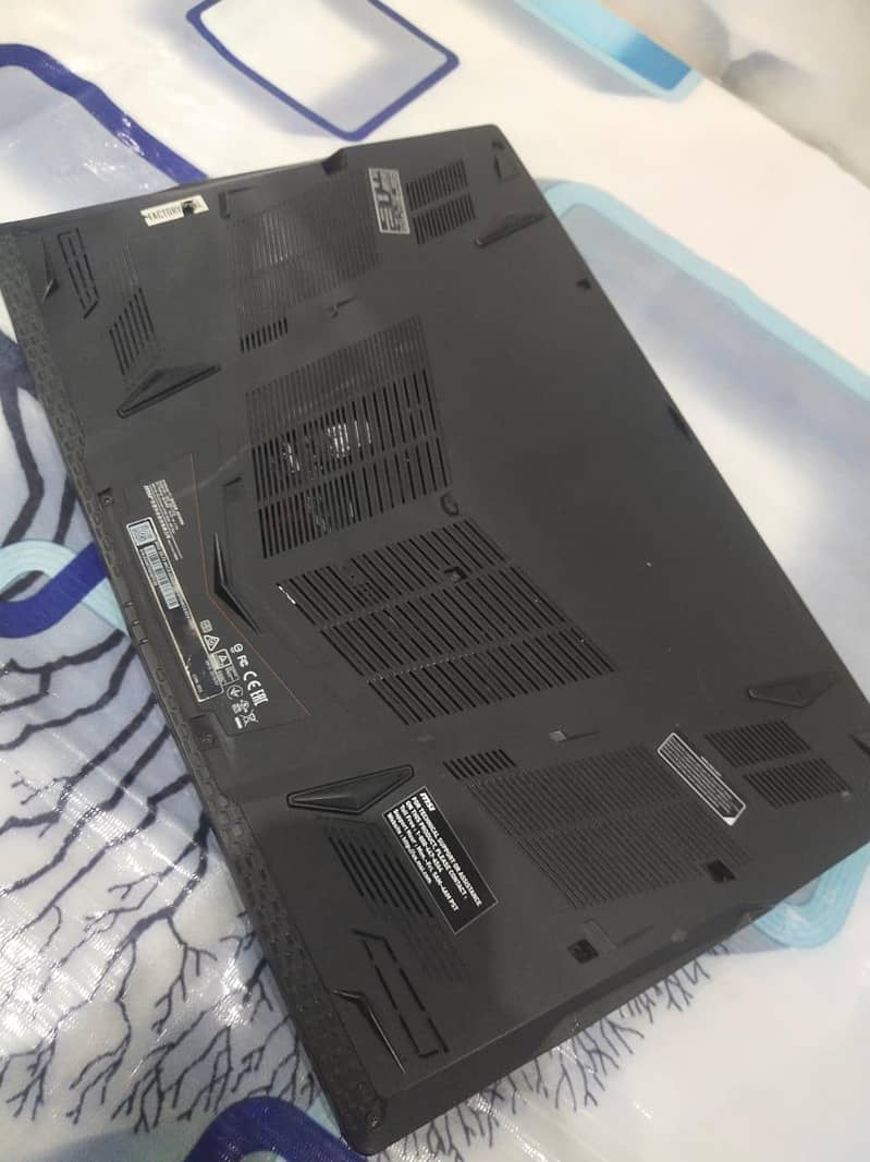 laptop Dell MSI  Core i7 9th Gen  16GB RAM   A-Grade

                                                            alt=