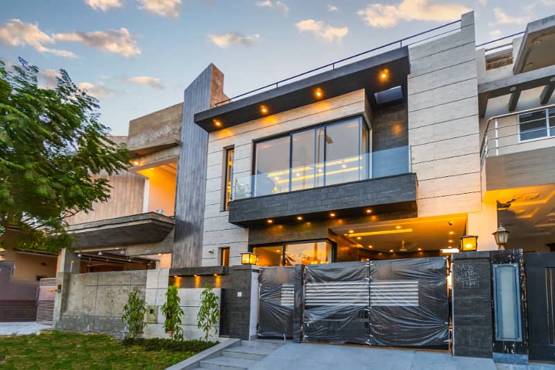 Newly Build Almost New 5 Marla House FOR SALE in DHA Phase 3

                                                            alt=