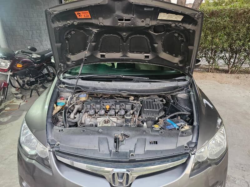 Honda civic oriel  in excellent condition

                                                            alt=