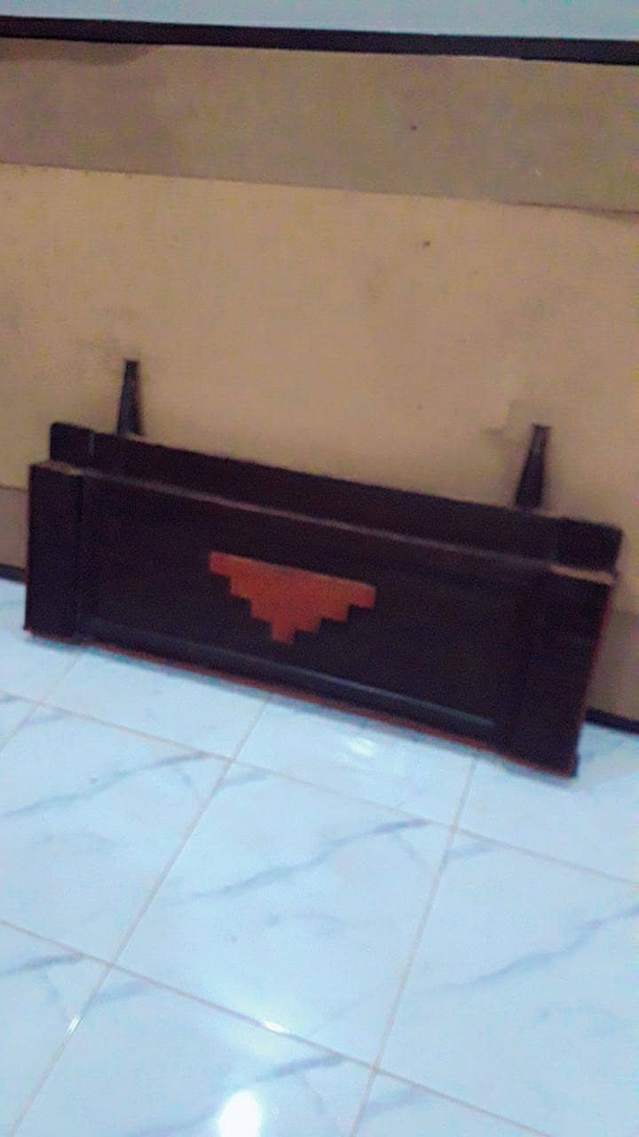 single bed

                                                            alt=