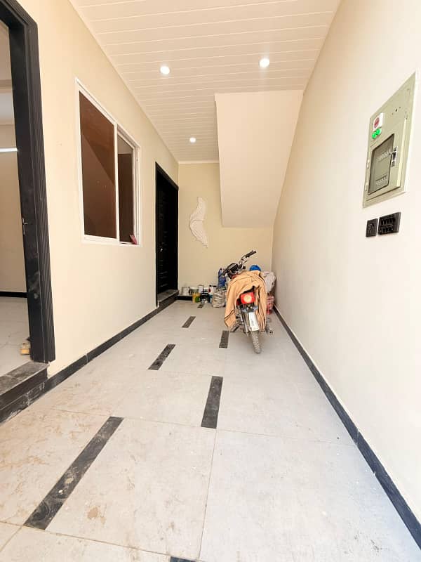 3.25 Marla Luxury House For Sale Located at Warsak Road Sufyan Garden Near Rescue 1122 Office

                                                            alt=