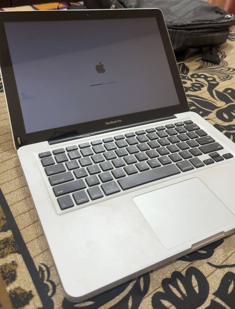 Apple MacBook pro A1278

                                                            alt=