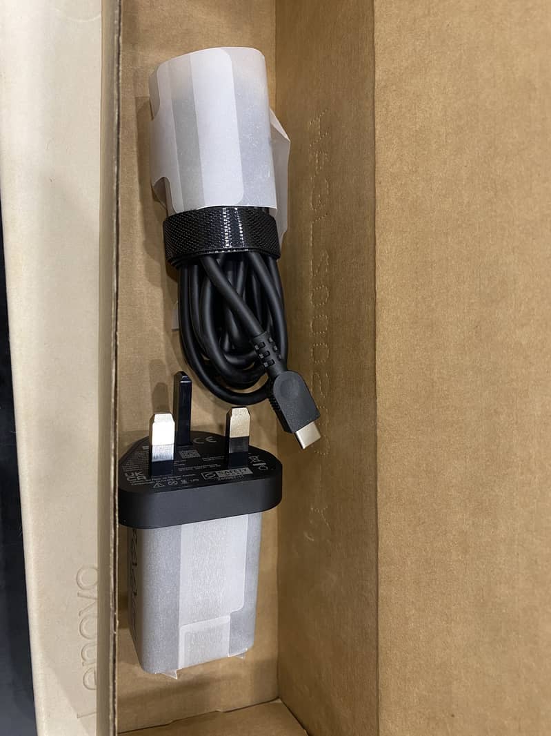 Lenovo Thinkpad X9-14 G1

                                                            alt=