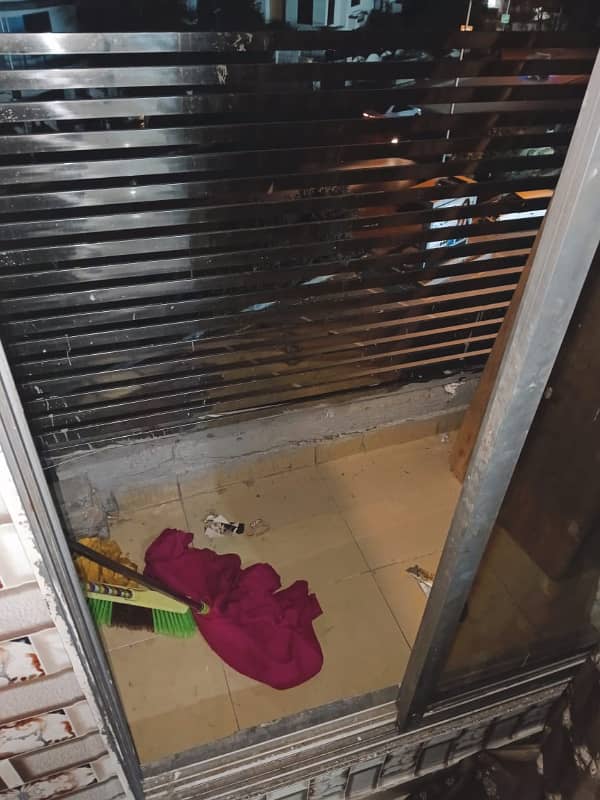 One bed furnished apartment for sale in bahira town rawlapindi

                                                            alt=